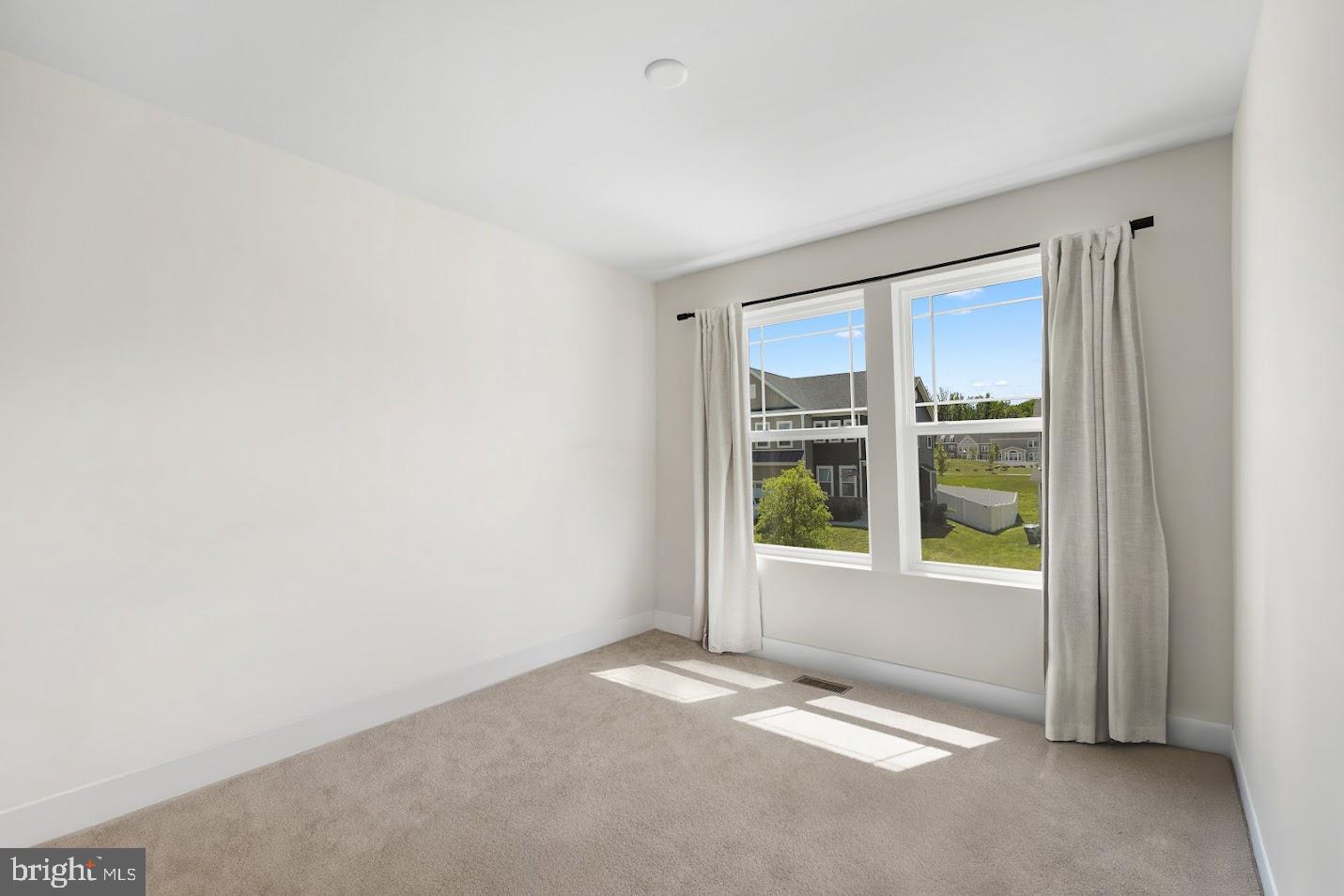 BRYANS ROAD - Residential Lease