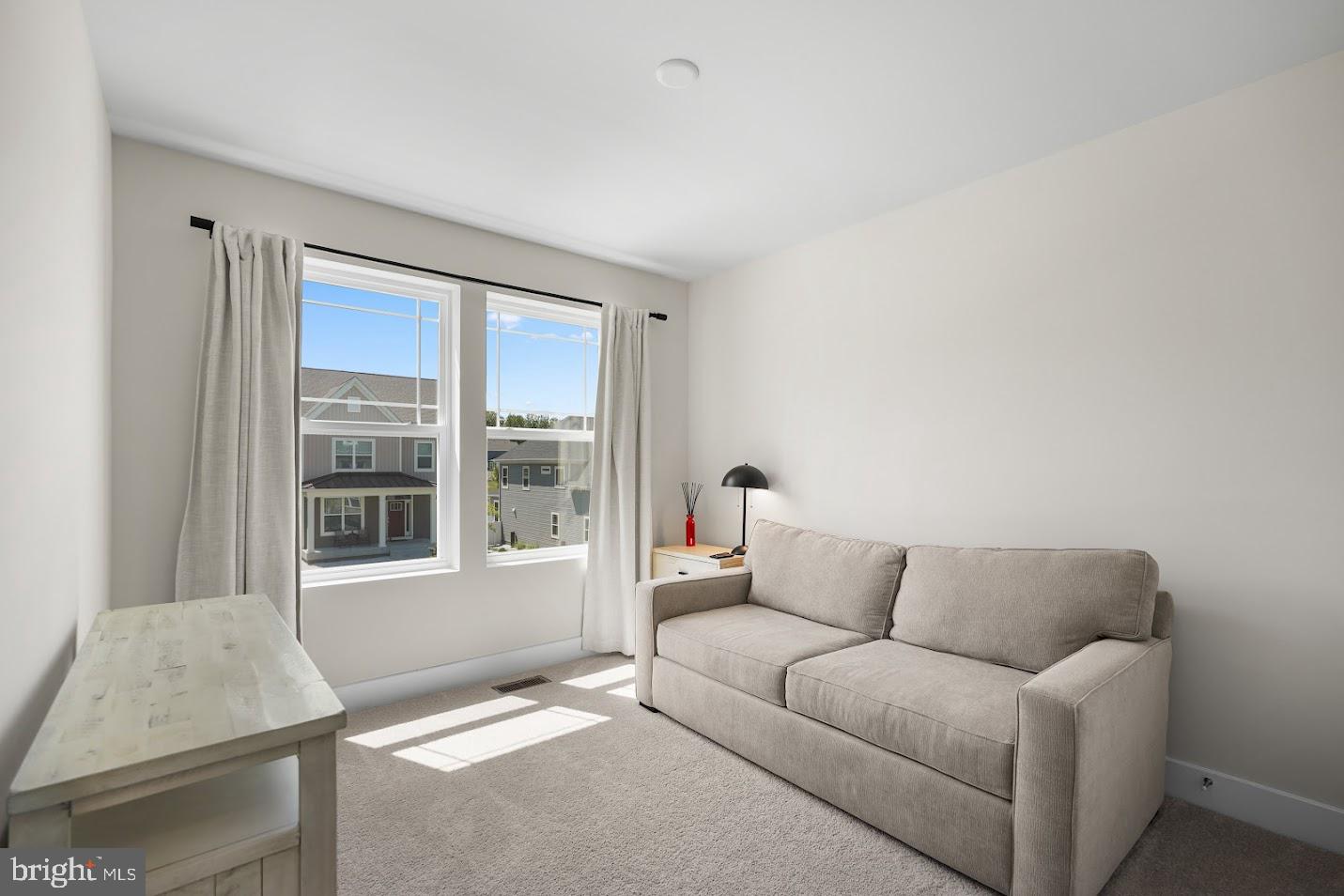 BRYANS ROAD - Residential Lease