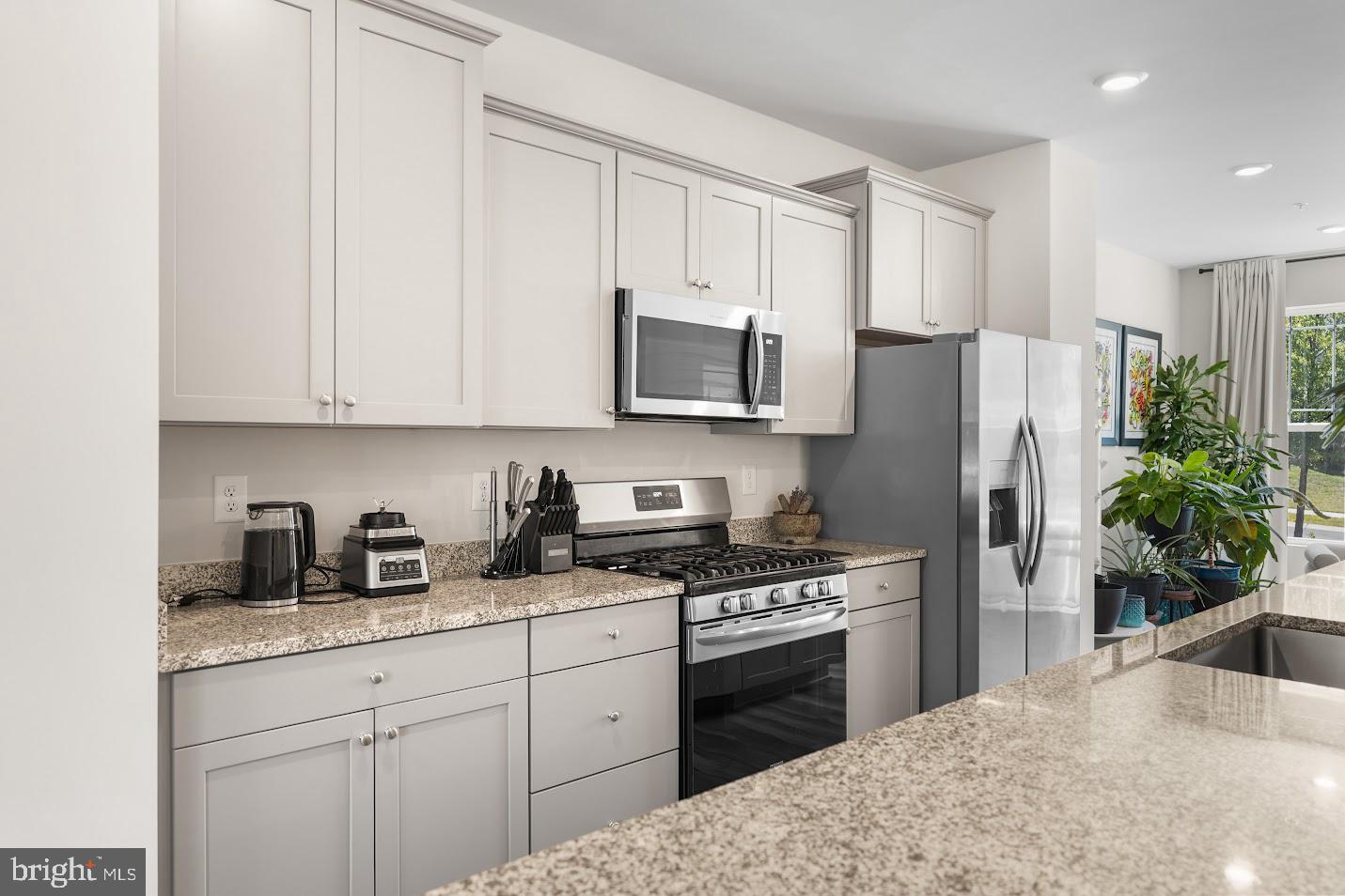 BRYANS ROAD - Residential Lease