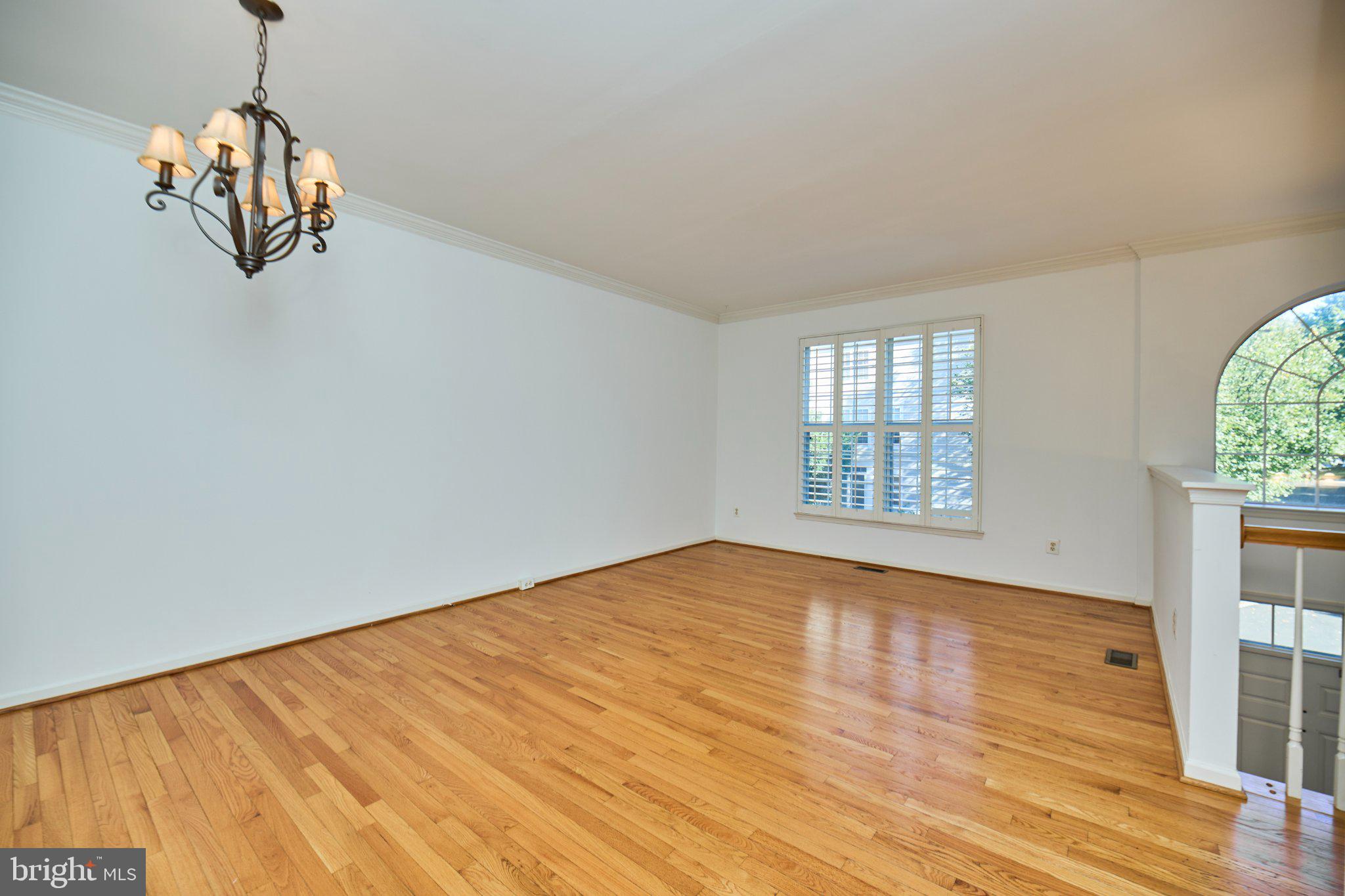 11485 CARRIAGE COURT