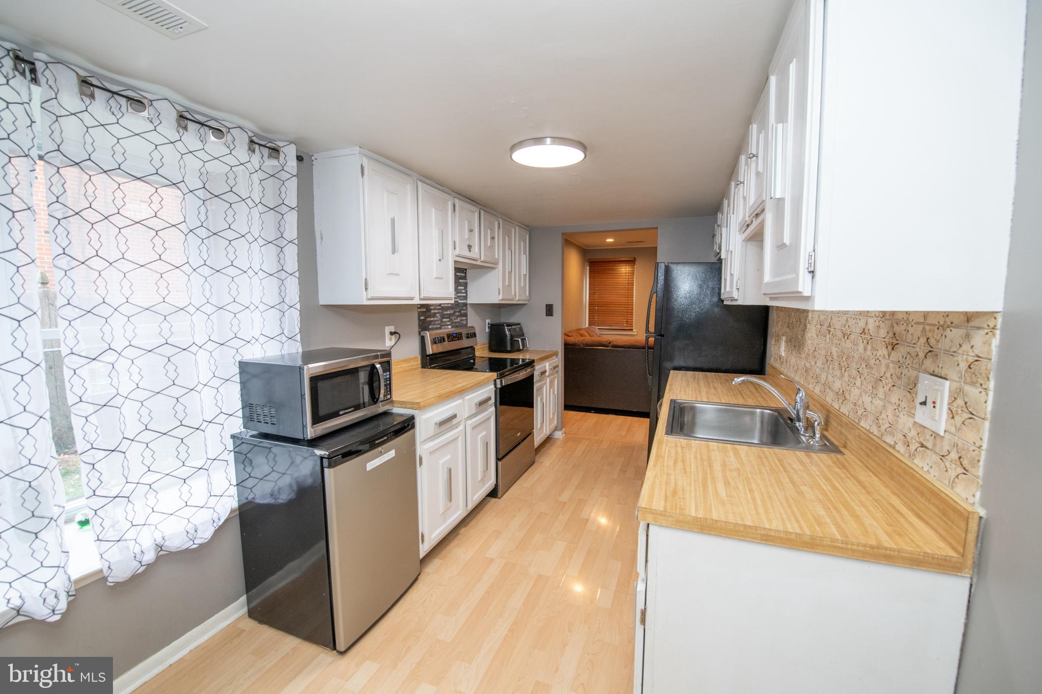 TAREYTON ESTATES - Residential