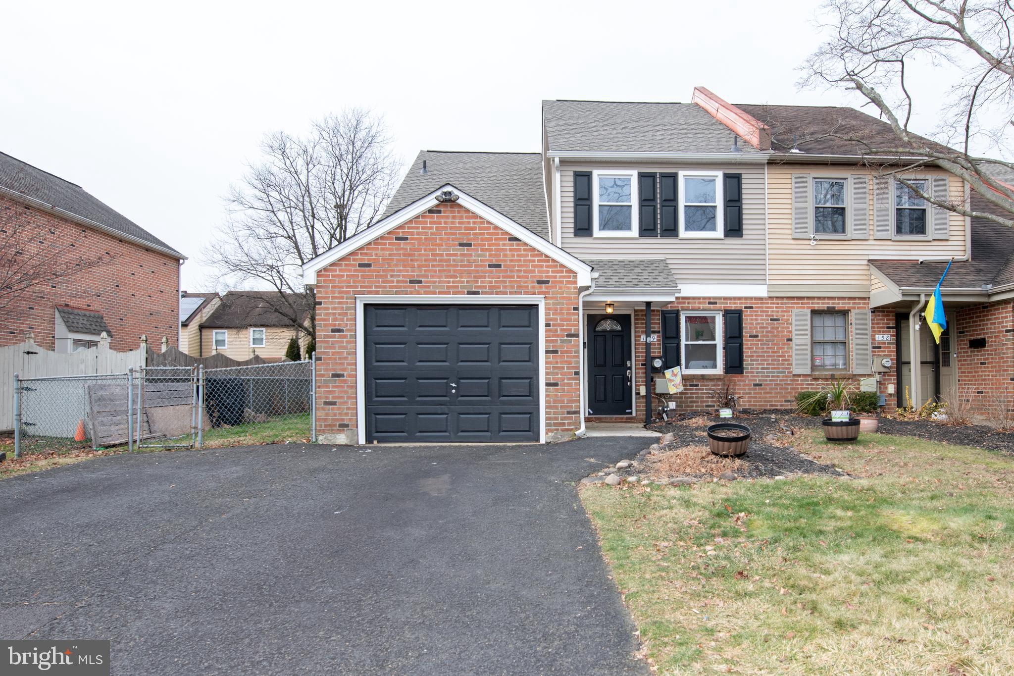 TAREYTON ESTATES - Residential