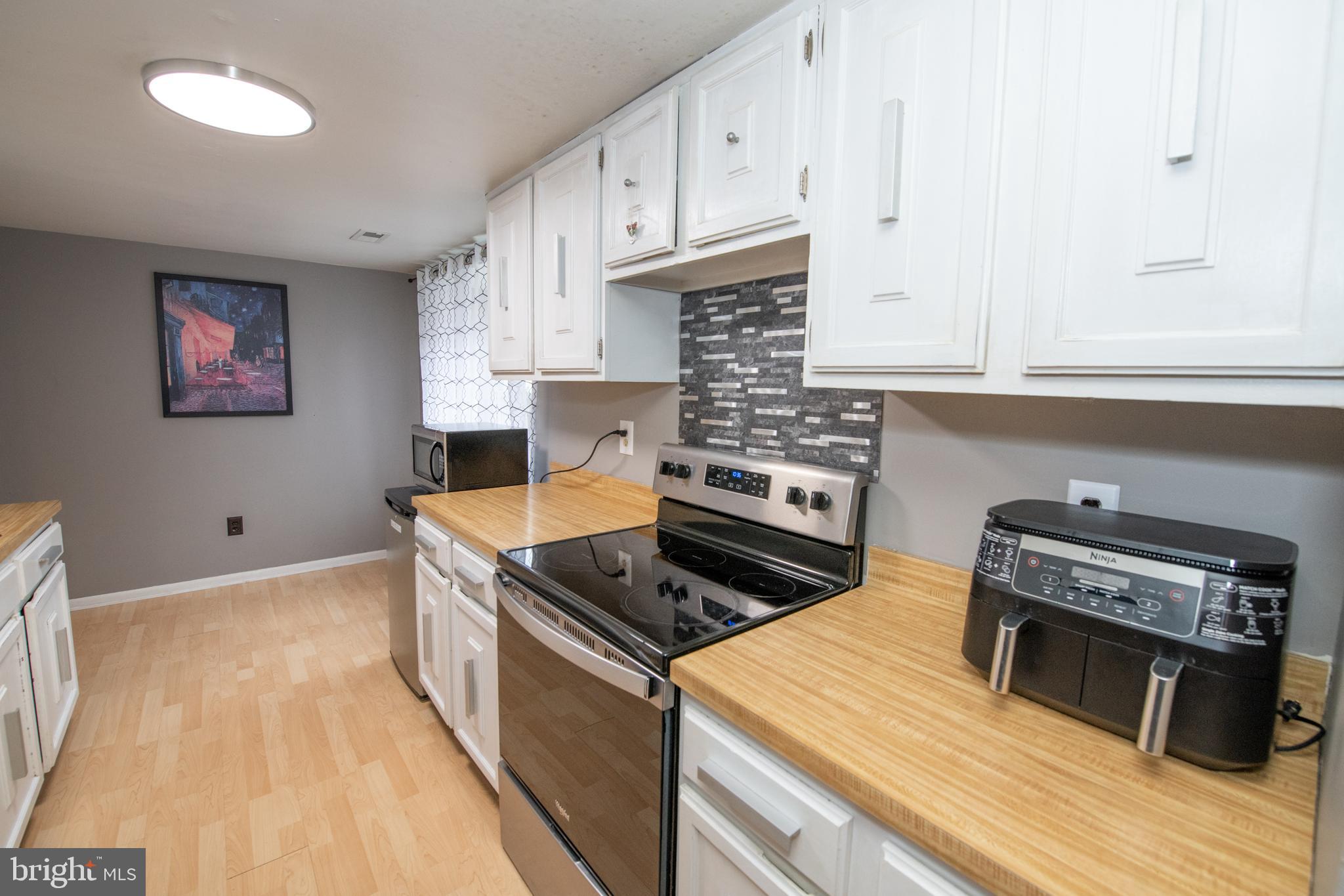 TAREYTON ESTATES - Residential