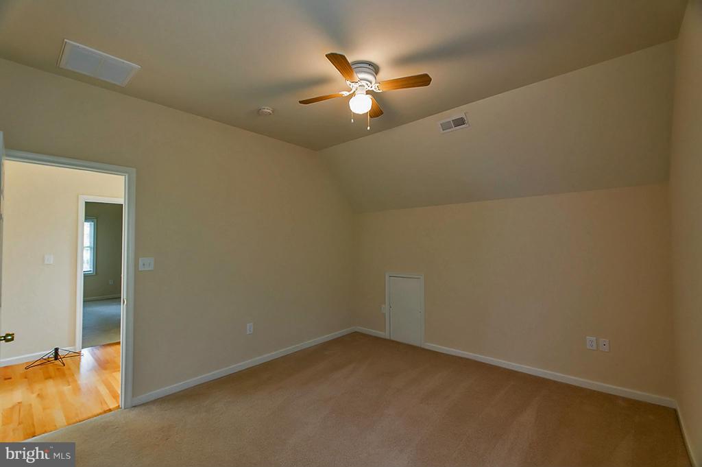 MECKLENBURG HEIGHTS - Residential