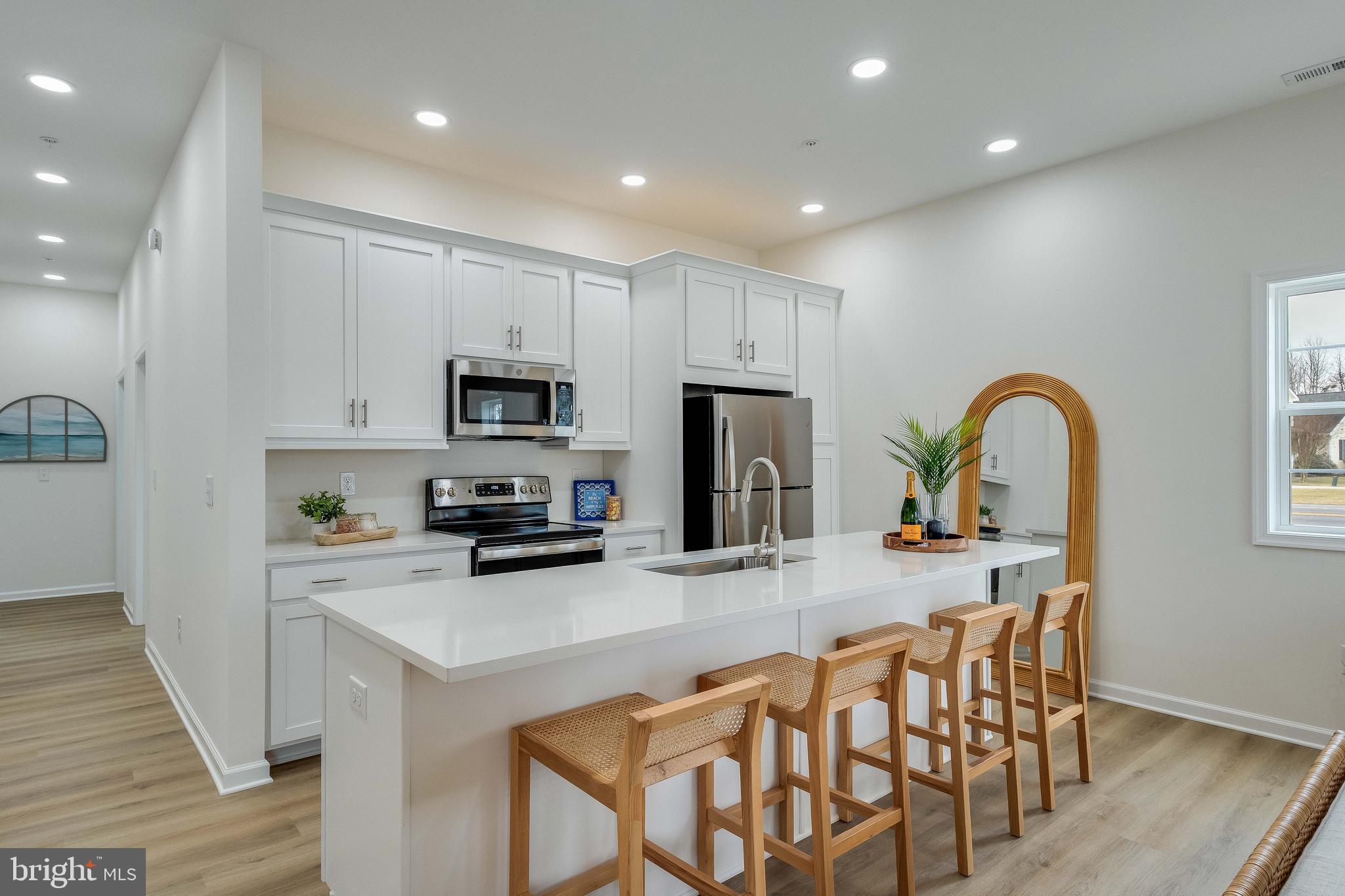 OCEAN VIEW BEACH CLUB - Residential