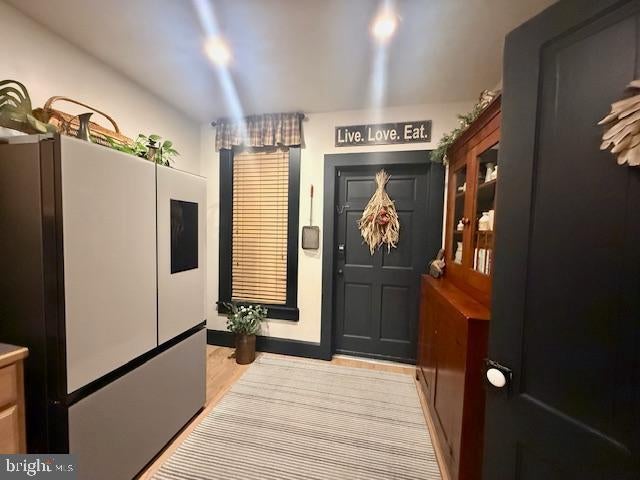 28 CENTRAL AVE