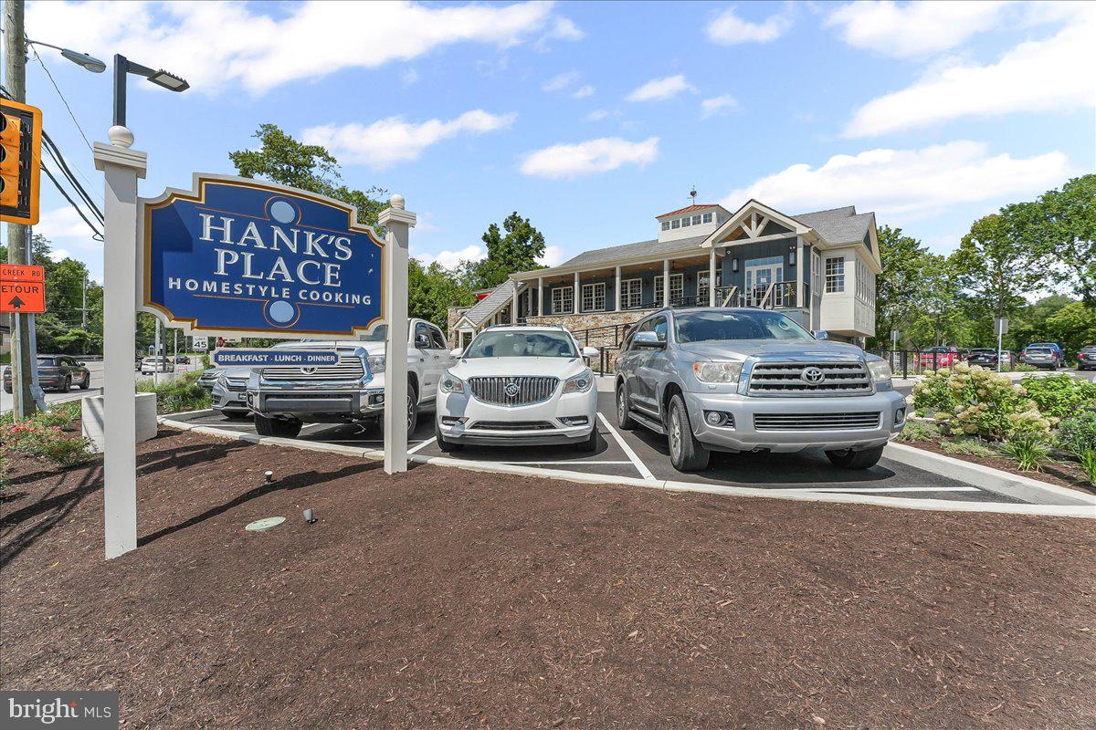 HILLOCH MANOR - Residential