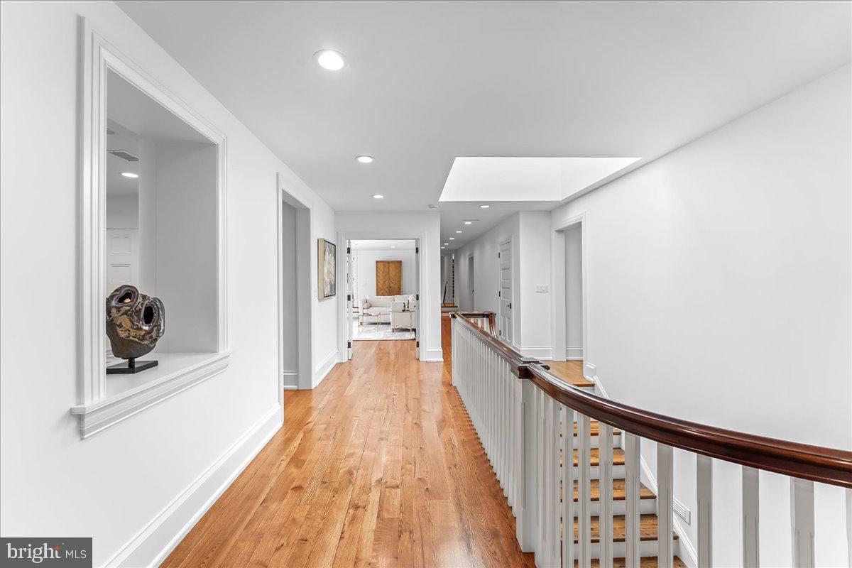 HILLOCH MANOR - Residential