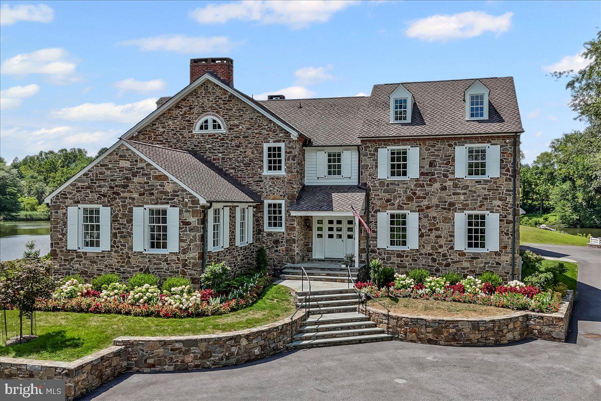 80 HEYBURN ROAD