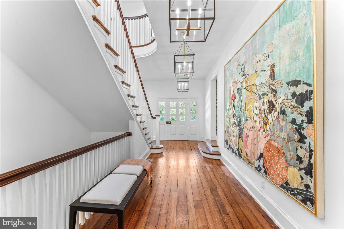 HILLOCH MANOR - Residential