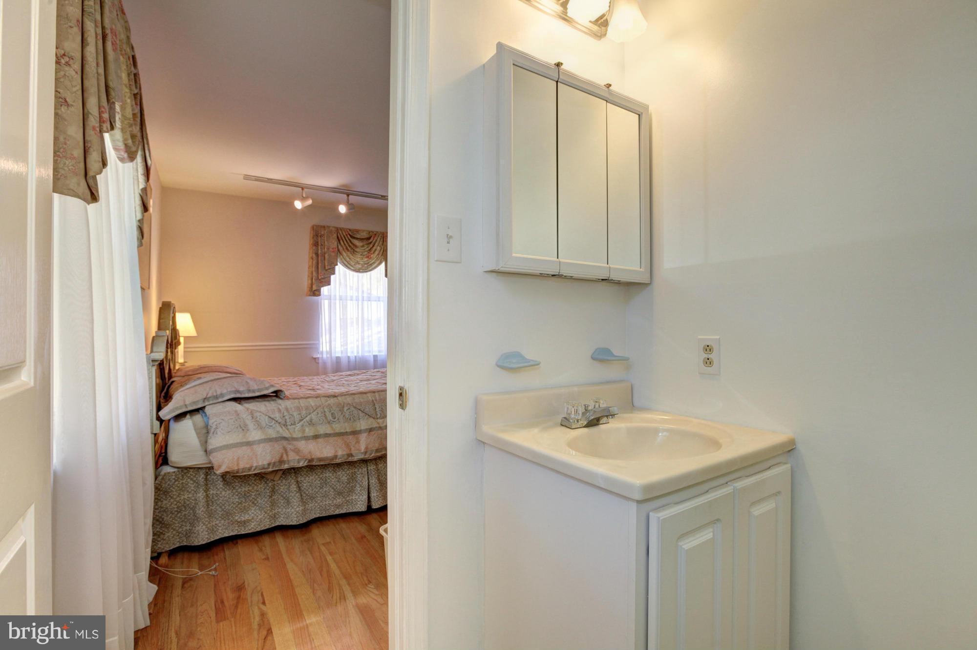 GREENBRIAR WOODS - Residential