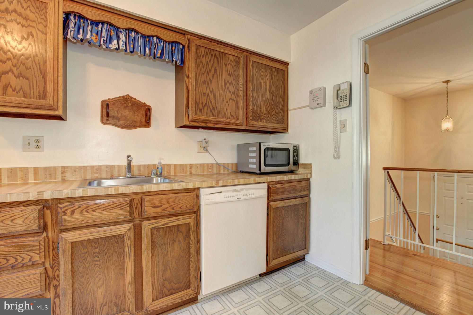 GREENBRIAR WOODS - Residential