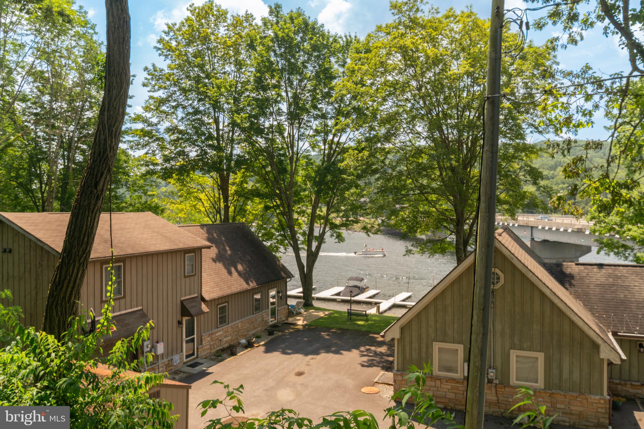 82 LANDMARK DRIVE 4