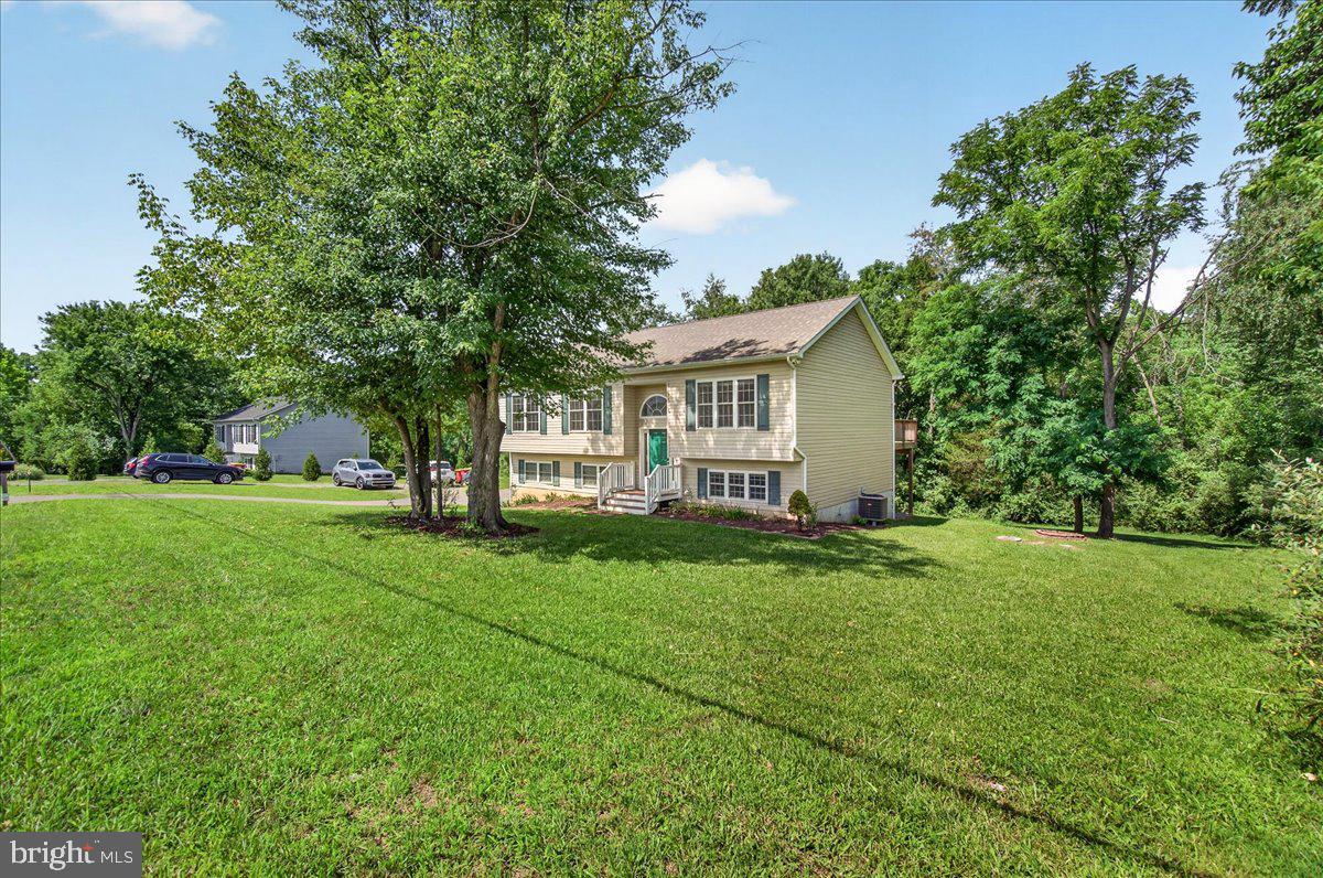 207 SANDPIPER LANE