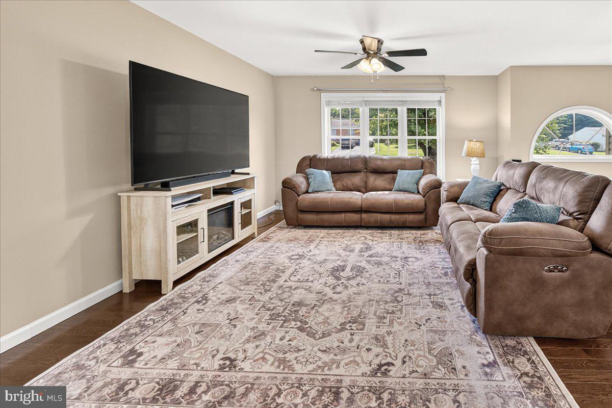 207 SANDPIPER LANE