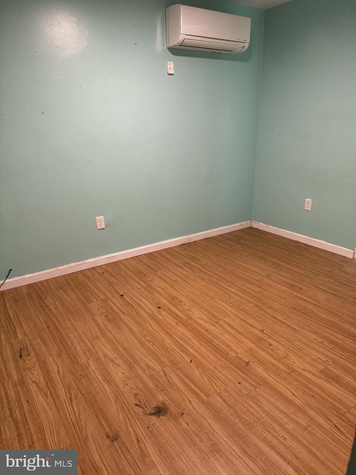 21364 CAMBRIDGE AVENUE