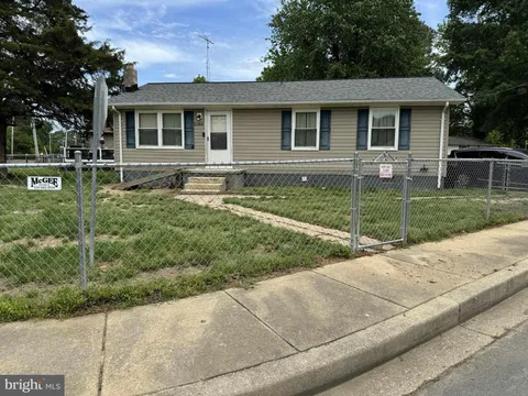 21364 Cambridge Avenue, Lexington Park, MD 20653 - #: MDSM2030626