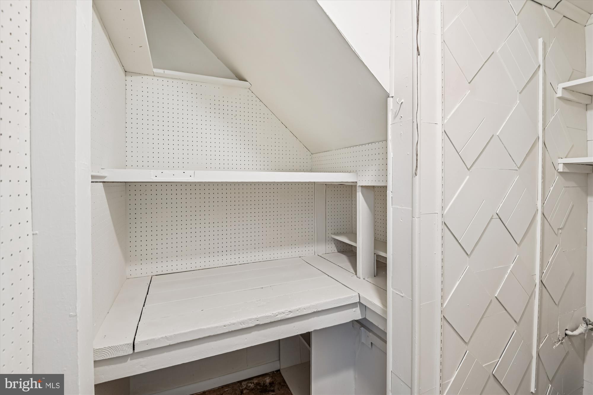 CHAPEL GROVE - Residential