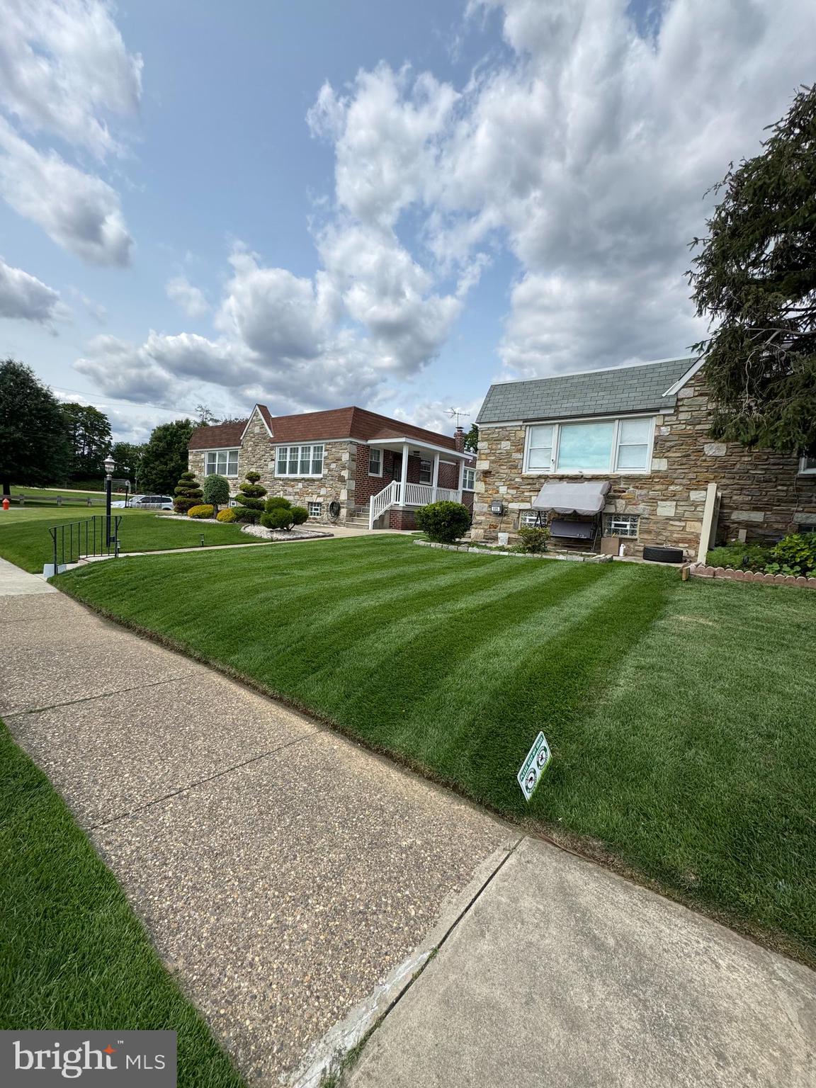 FOX CHASE - Residential