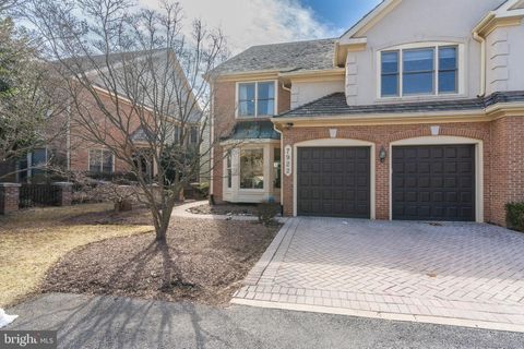 Photo of 7922 Turncrest Dr, POTOMAC, MD 20854 (MLS # MDMC2167300)