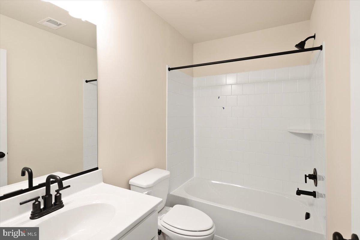 DILLON FARM - Residential