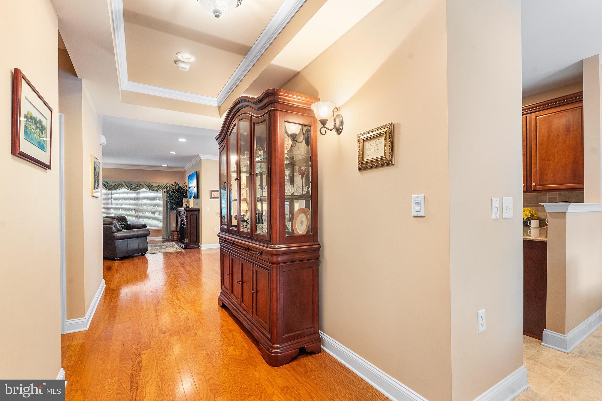 348 SUNFLOWER DRIVE