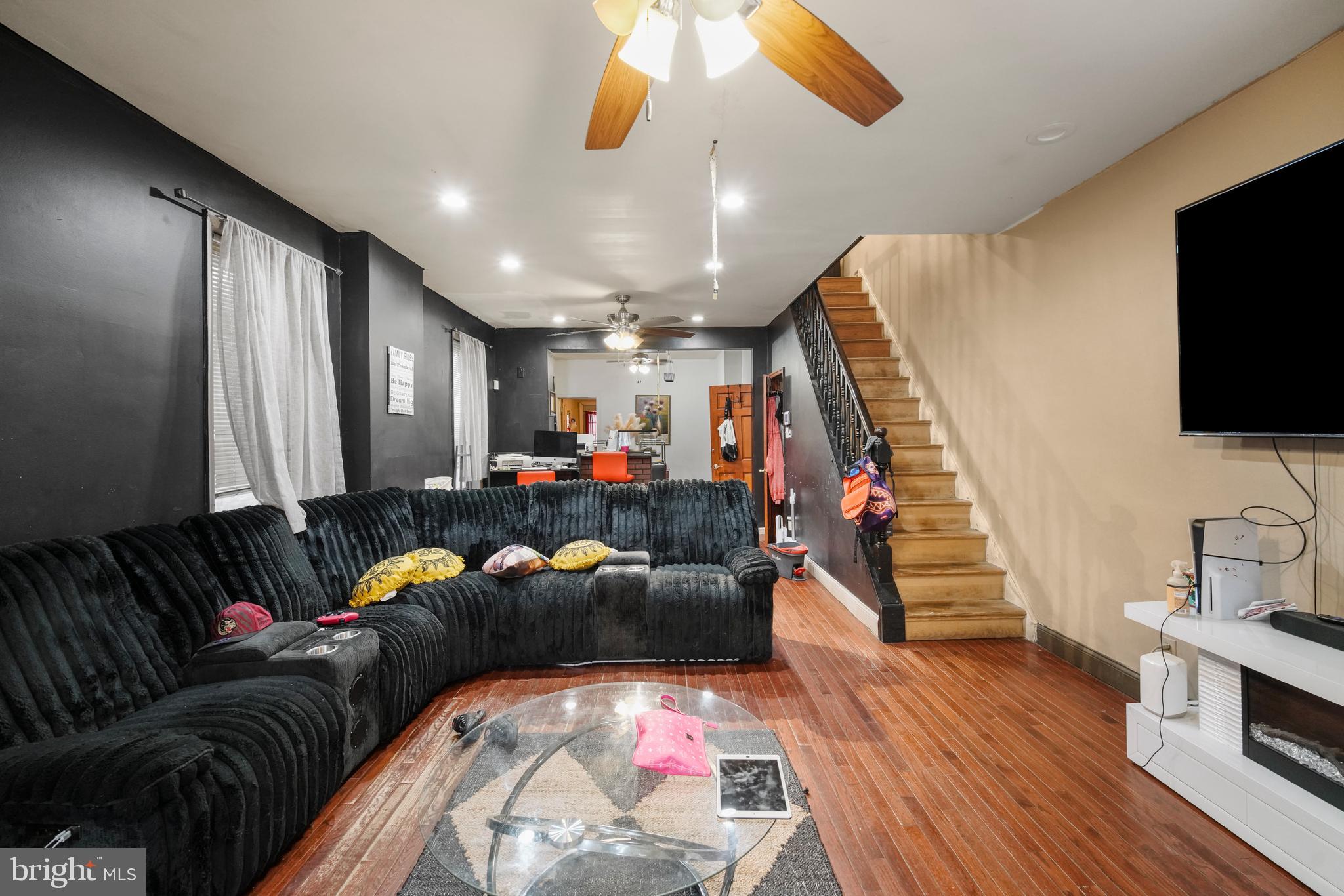 7115 TULIP STREET