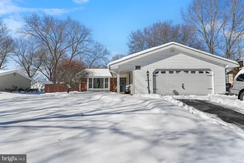 5922 Michael Road, Waldorf, MD MLS: MDCH2042762