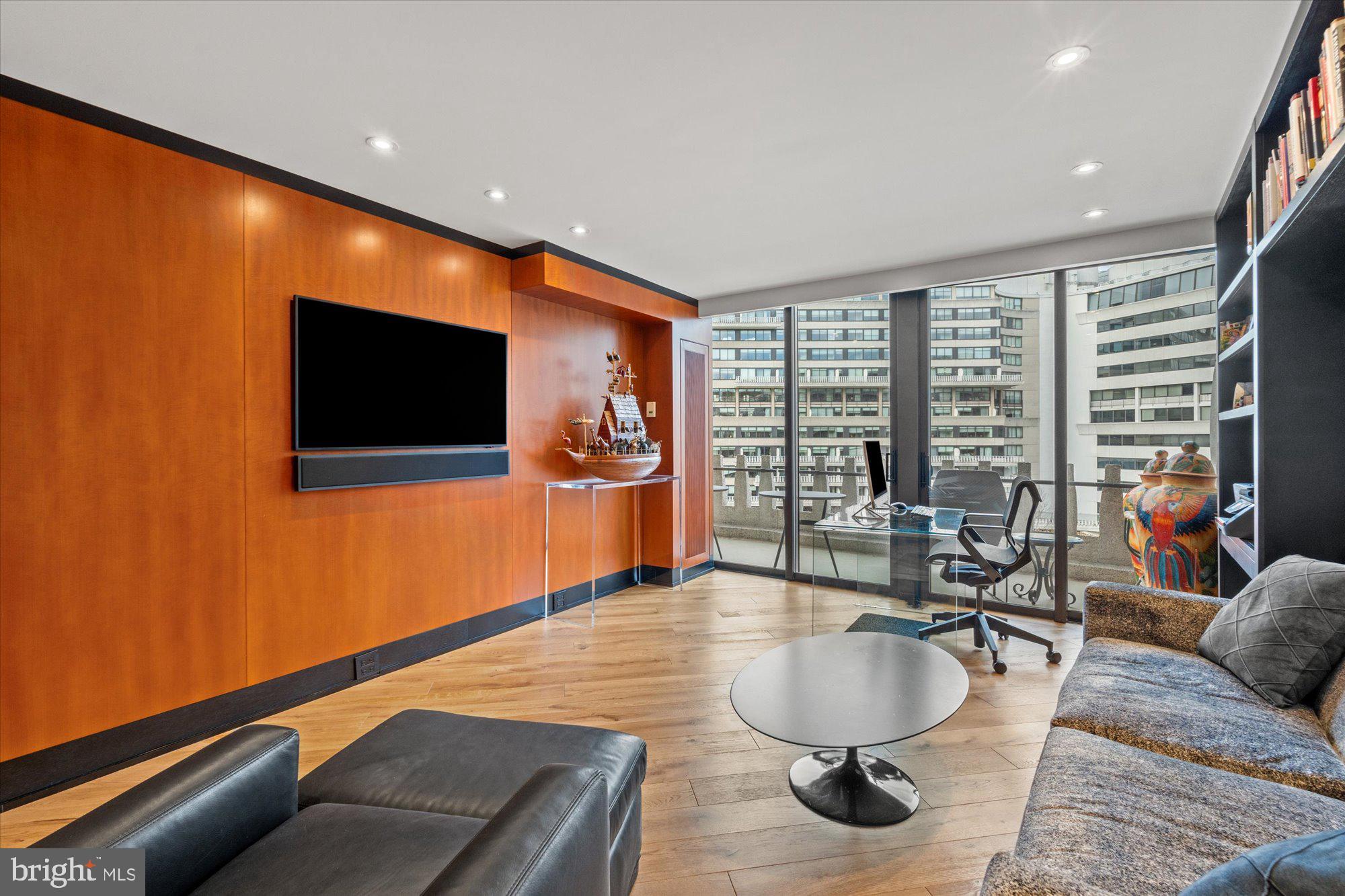 WATERGATE - Residential