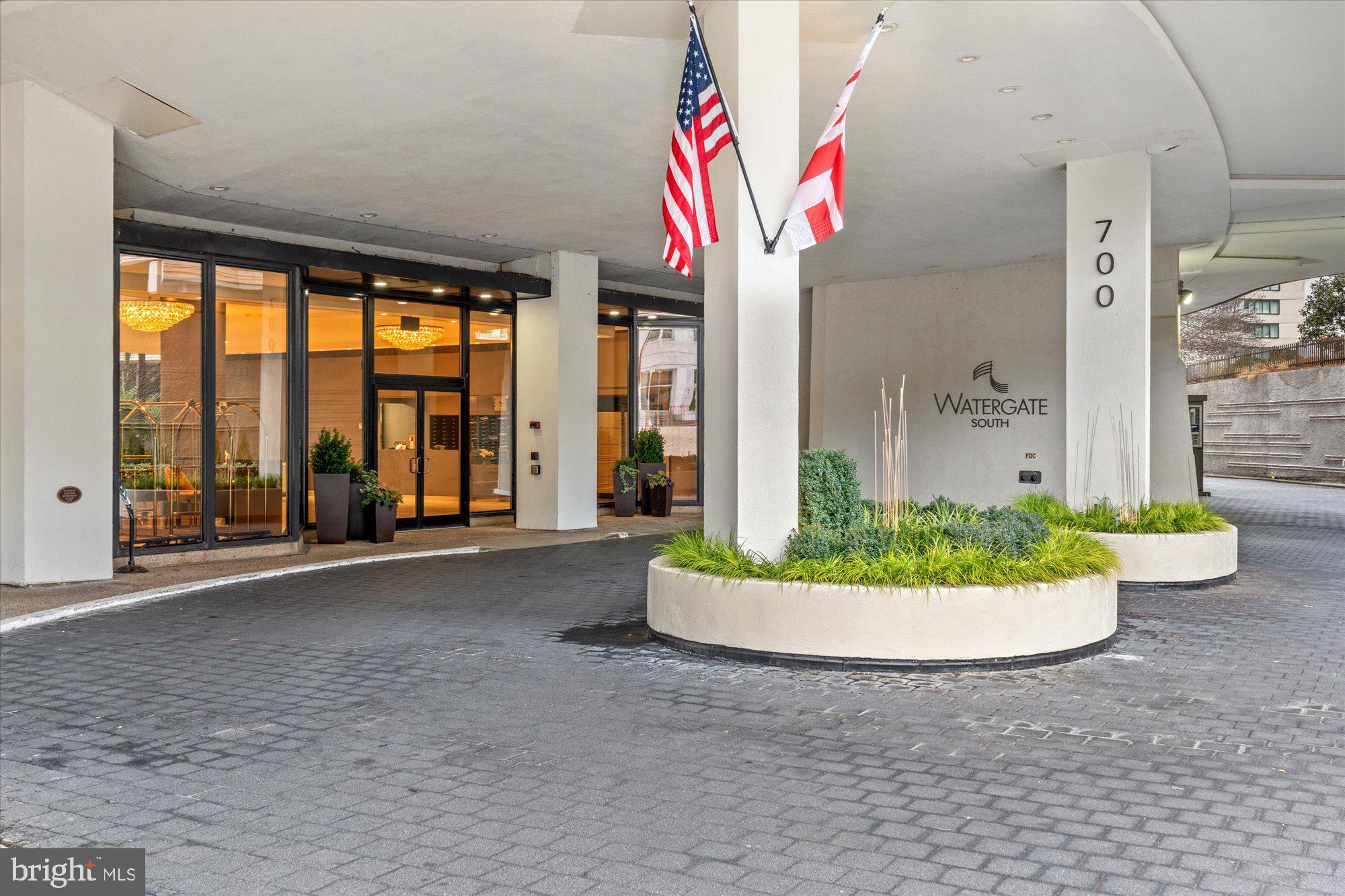 700 NEW HAMPSHIRE AVENUE NW 708/709