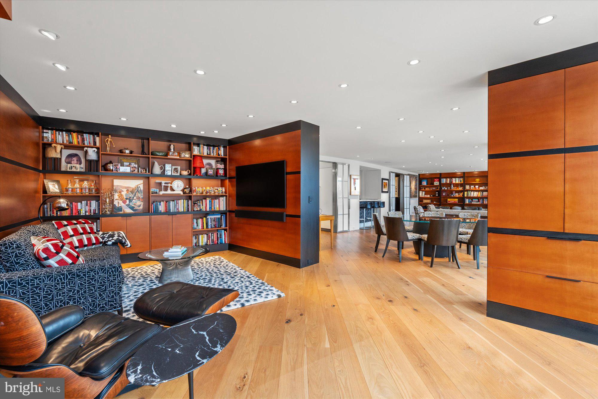 WATERGATE - Residential