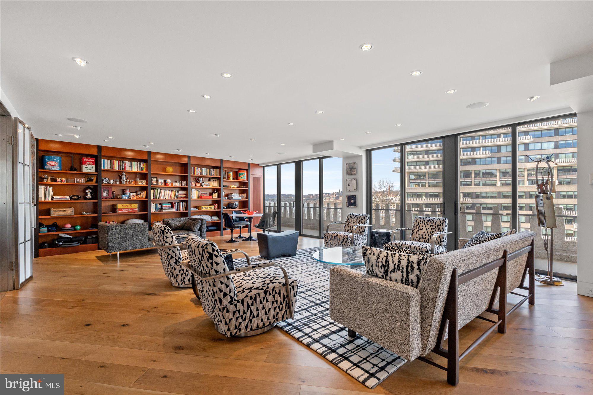 WATERGATE - Residential