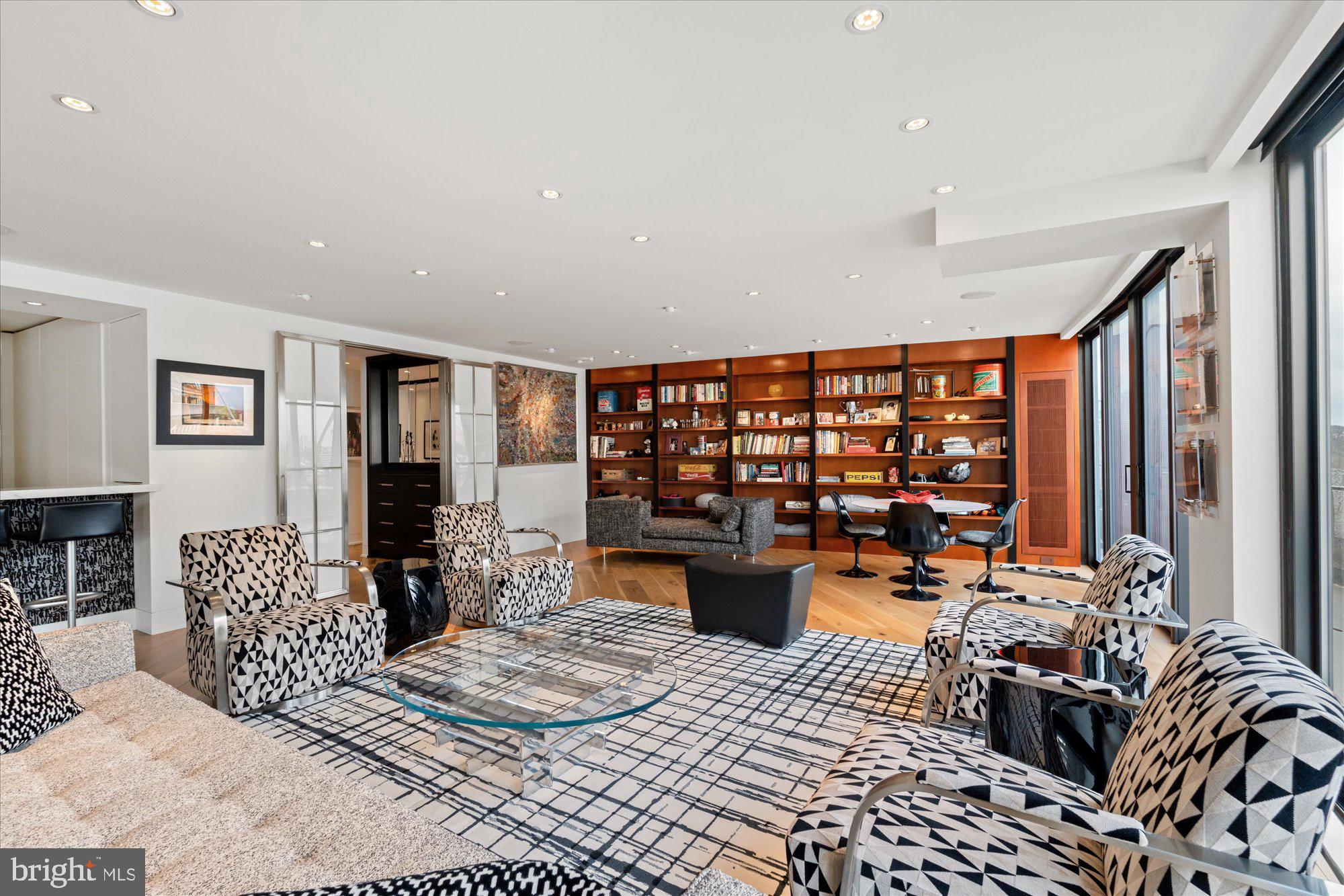 WATERGATE - Residential