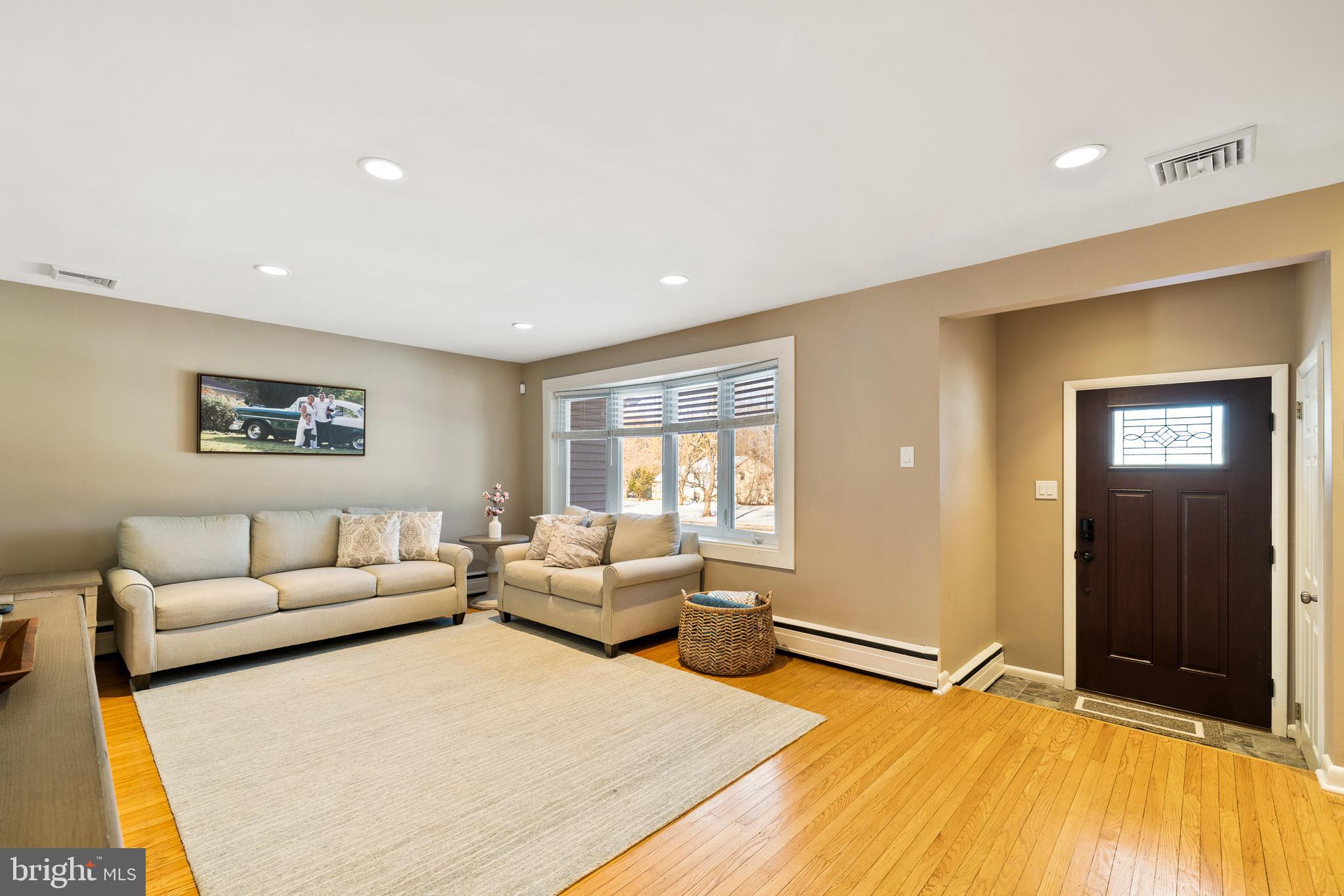 MEADOWLANDS MANOR - Residential