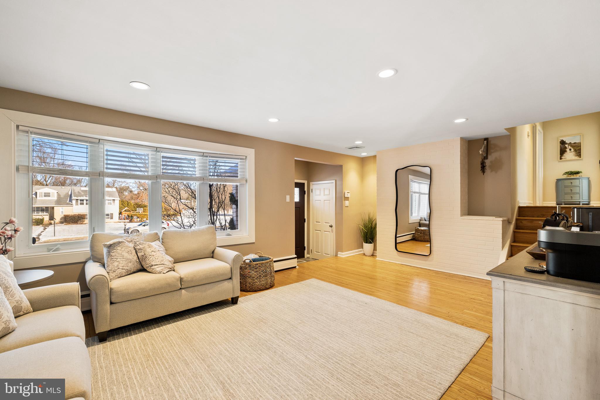 MEADOWLANDS MANOR - Residential