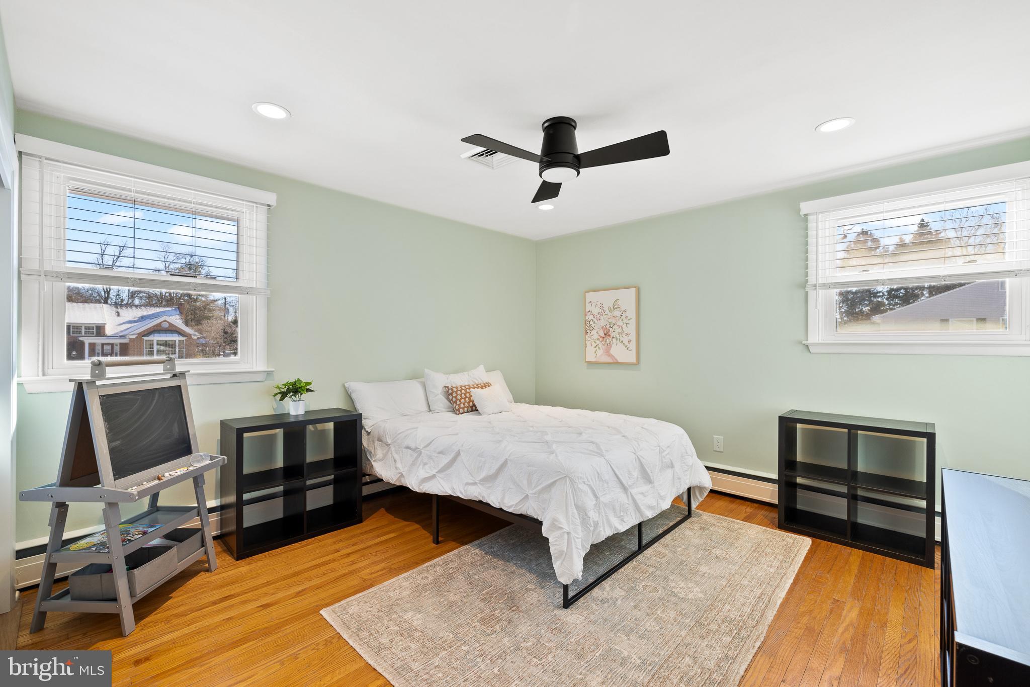 MEADOWLANDS MANOR - Residential