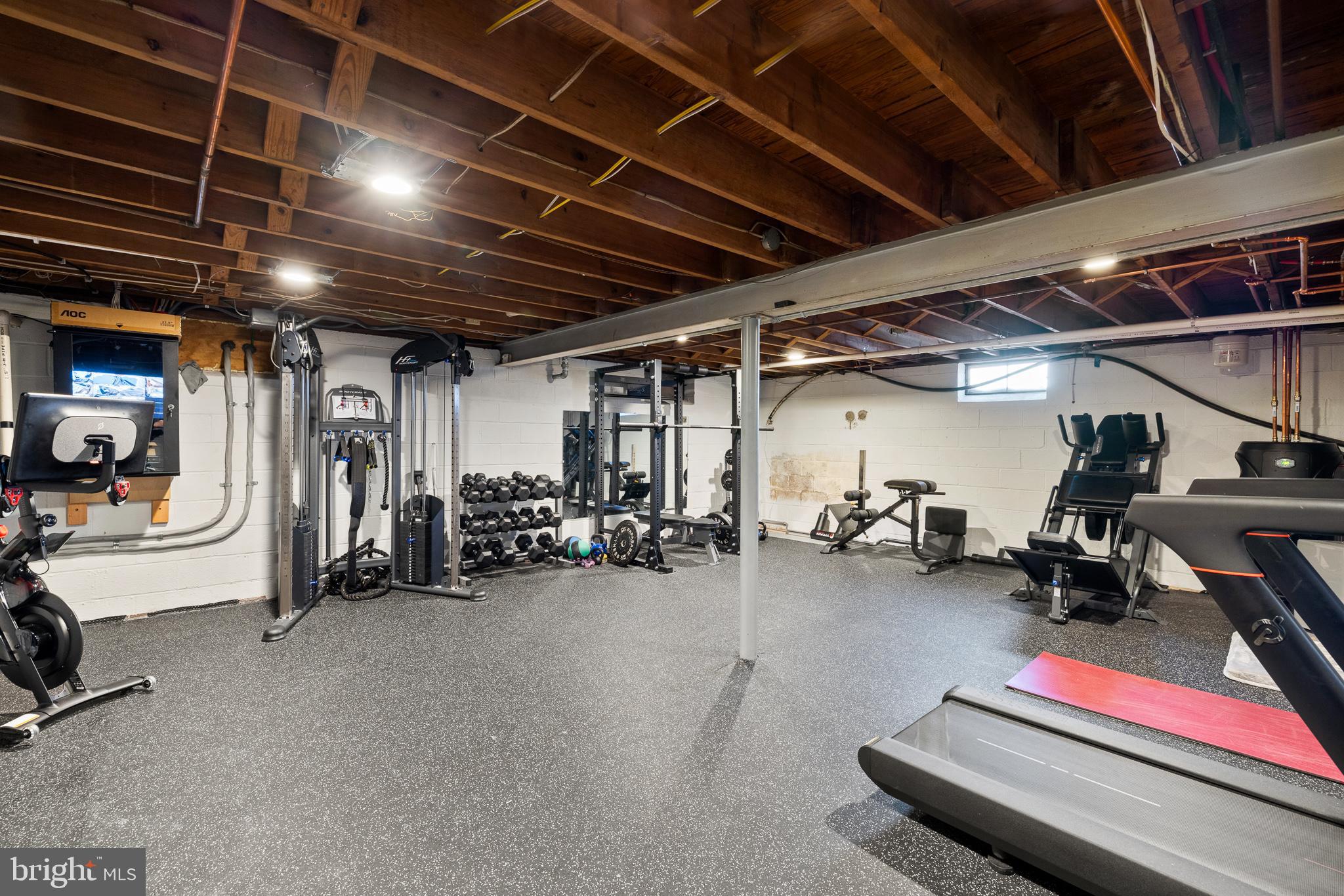 MEADOWLANDS MANOR - Residential