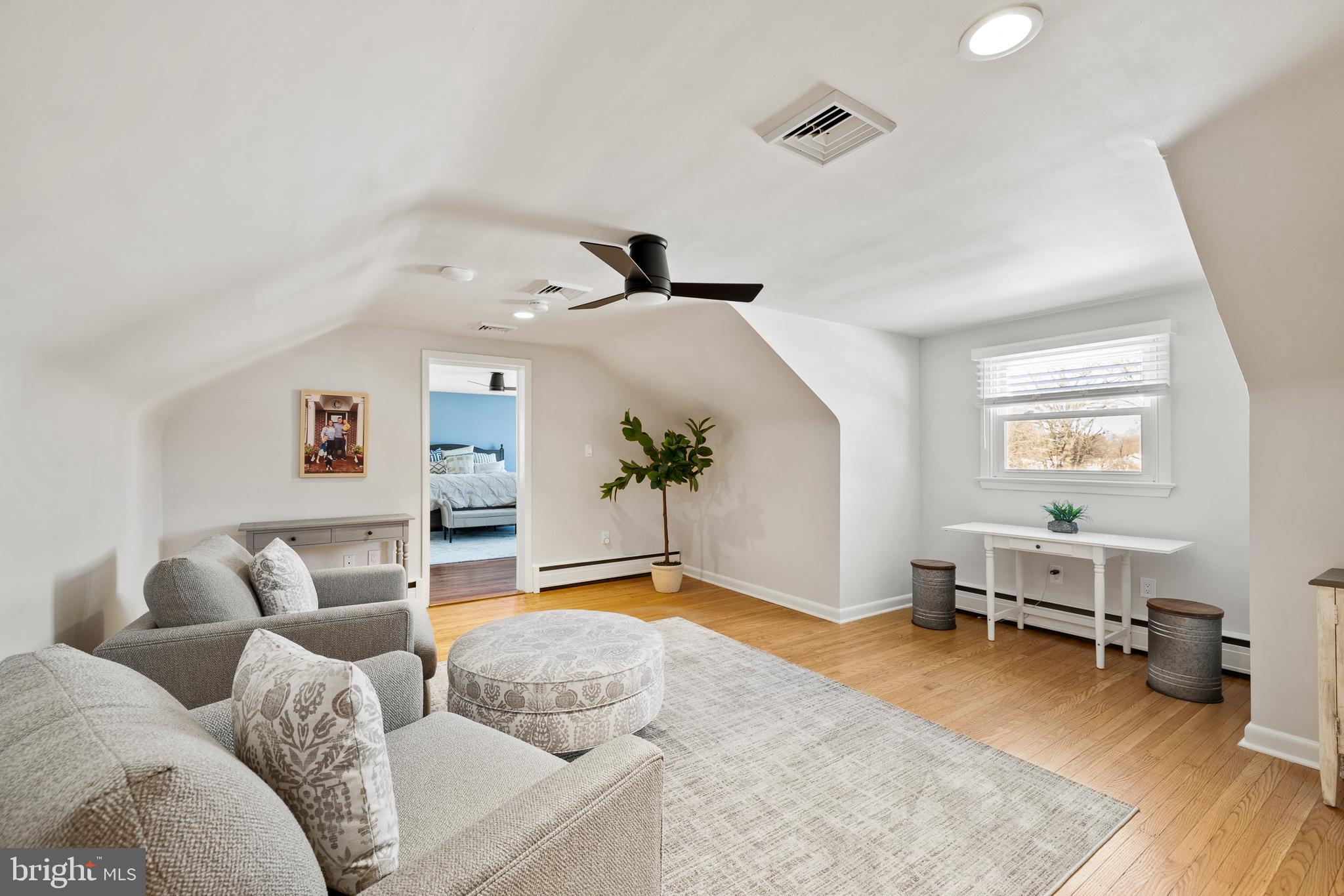 MEADOWLANDS MANOR - Residential