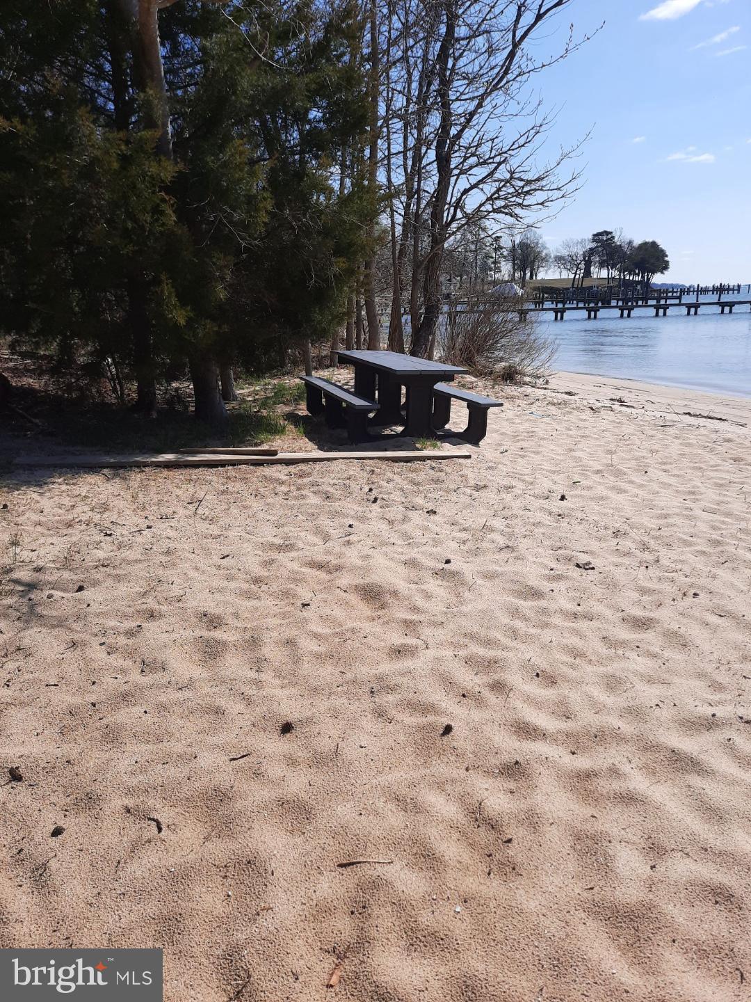 EAGLE HILL - Residential