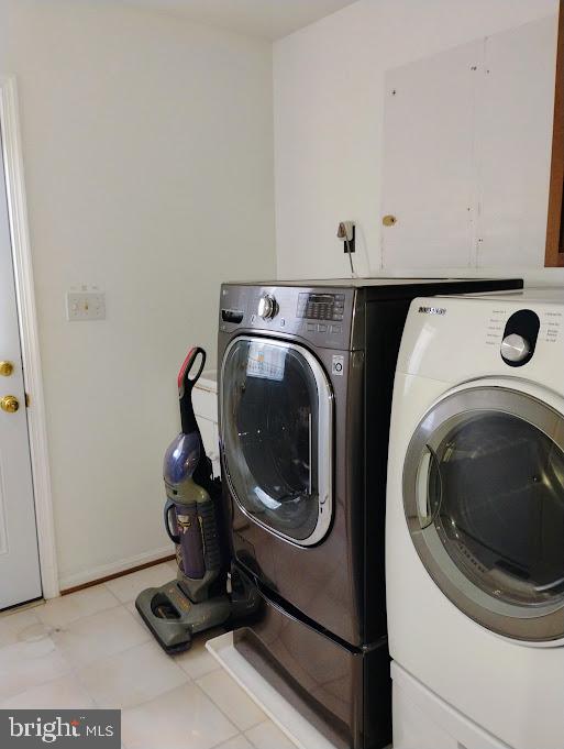 EAGLE HILL - Residential