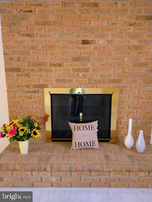 EAGLE HILL - Residential