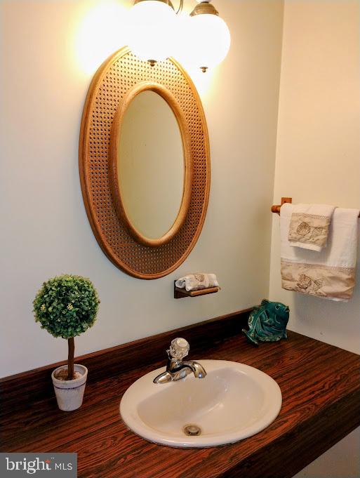 EAGLE HILL - Residential