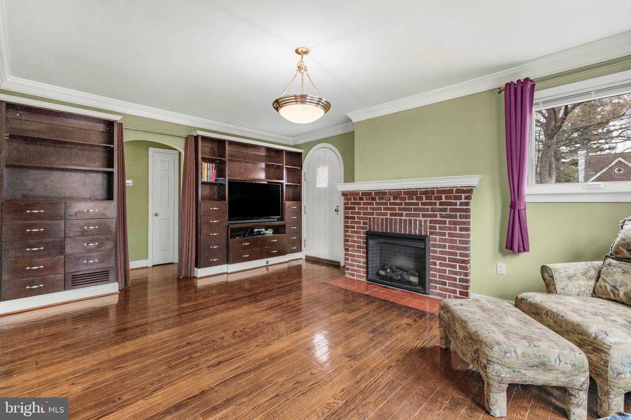 WOODSIDE HILLS - Residential