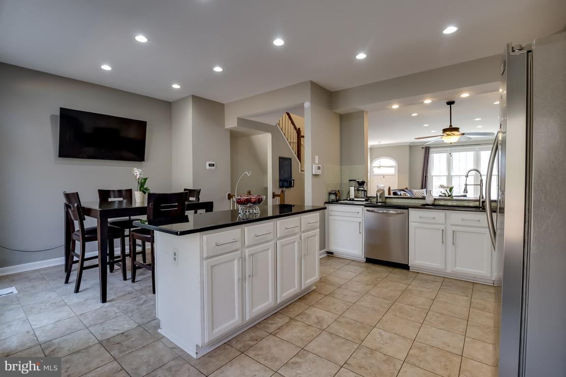 HUNTLEY MEADOWS - Residential