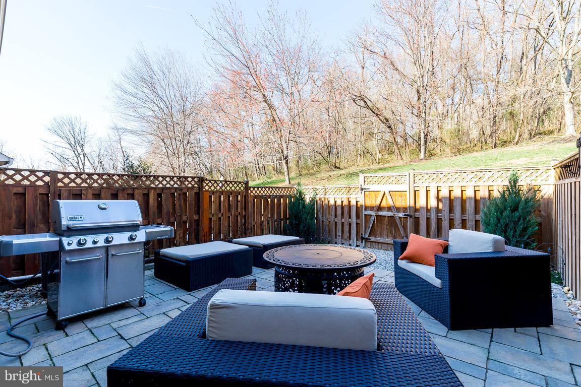 HUNTLEY MEADOWS - Residential