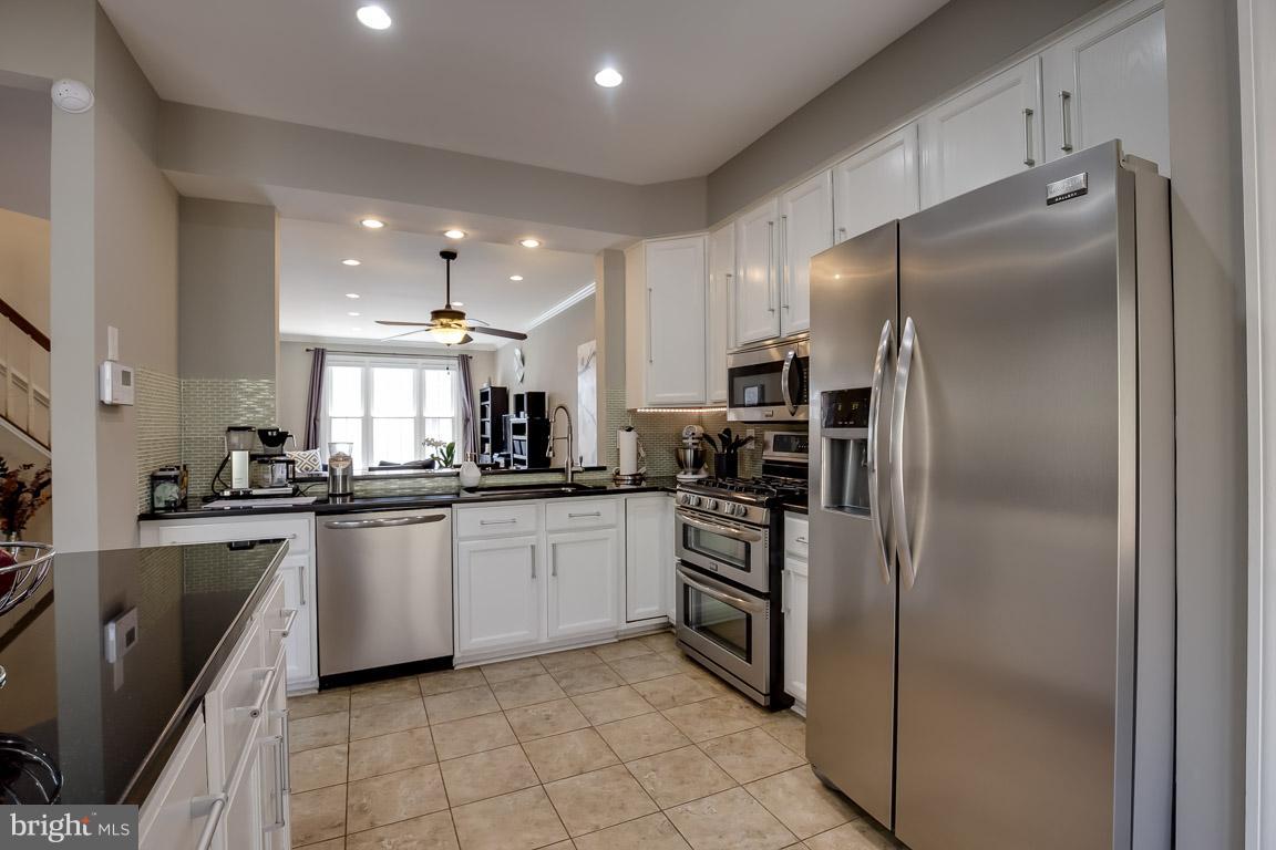 HUNTLEY MEADOWS - Residential