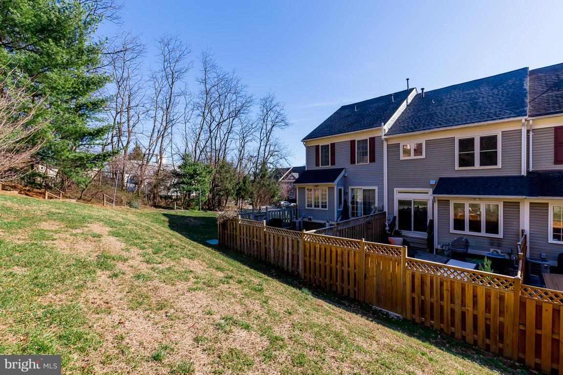 HUNTLEY MEADOWS - Residential