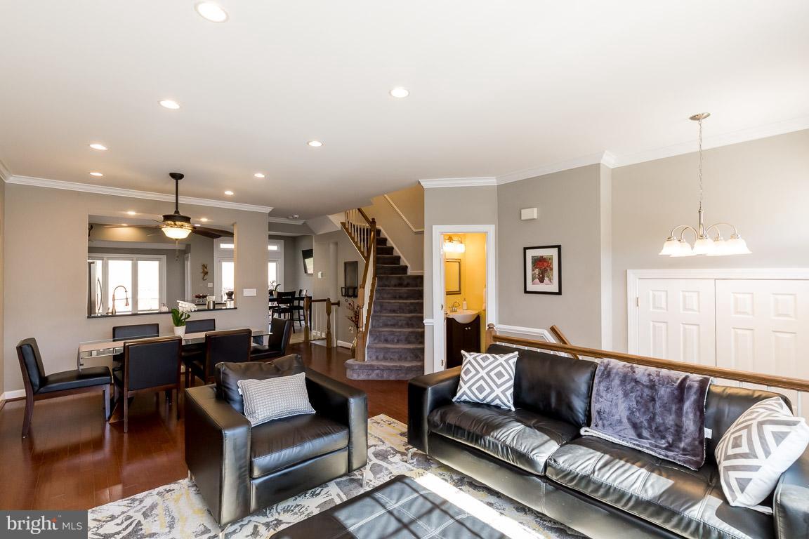 HUNTLEY MEADOWS - Residential