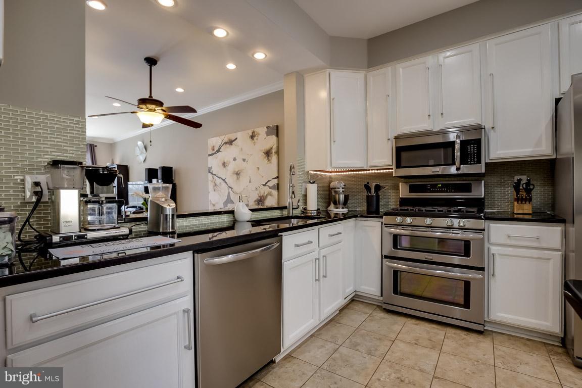 HUNTLEY MEADOWS - Residential