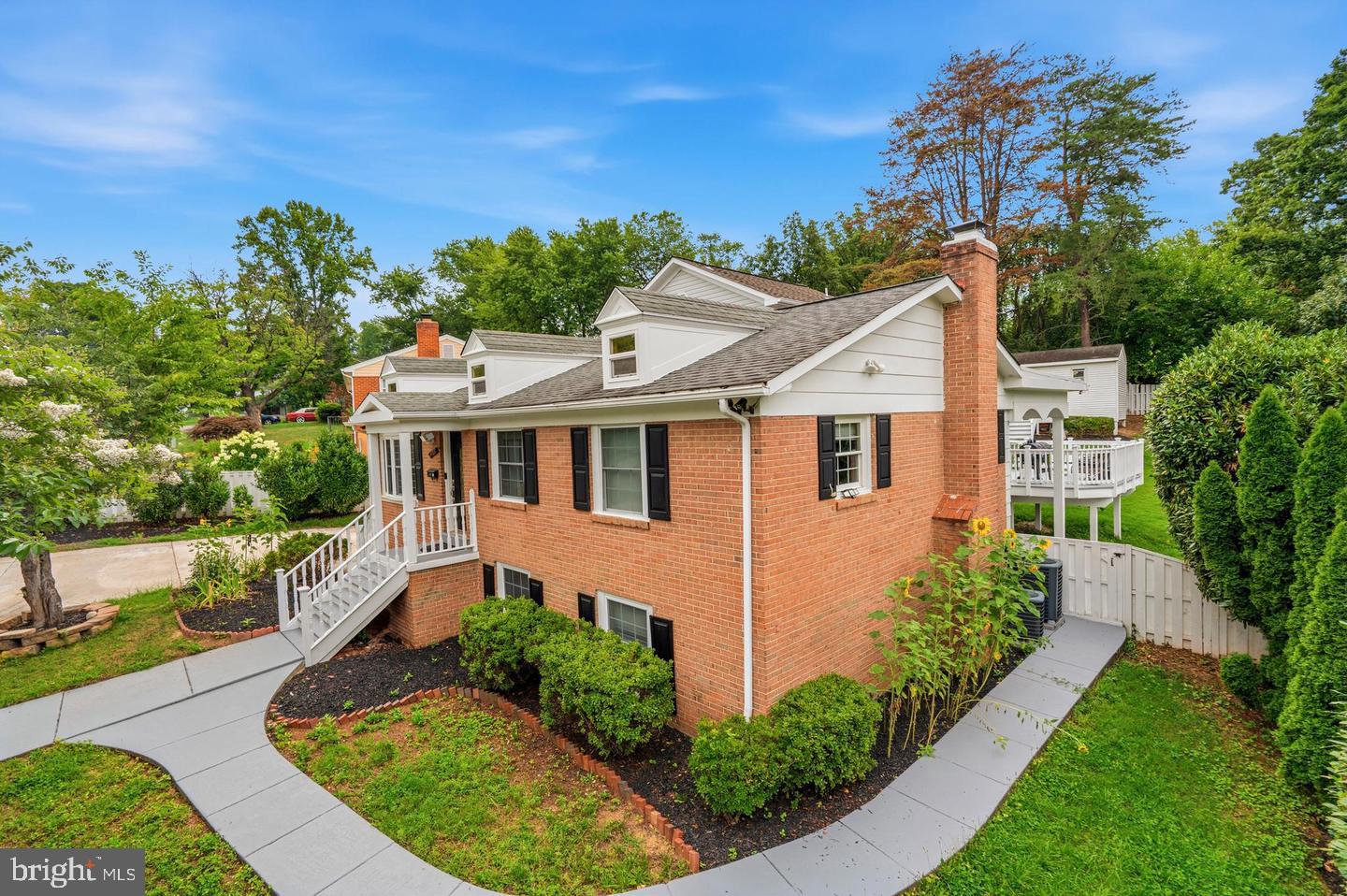 14707 DUNBAR LANE